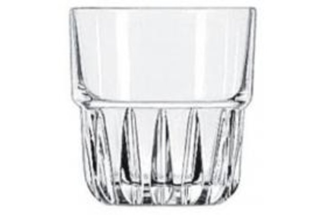 Everest ,sklenička  20 cl