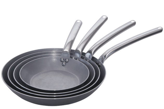 Pánev CARBONE PLUS kulatá (&#216; 32cm)